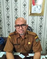 Foto Kepala Dinas Pendidikan Kota Padang